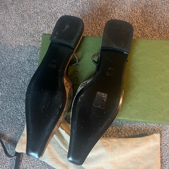 Gucci Slingback Flat - Picture 3 of 4